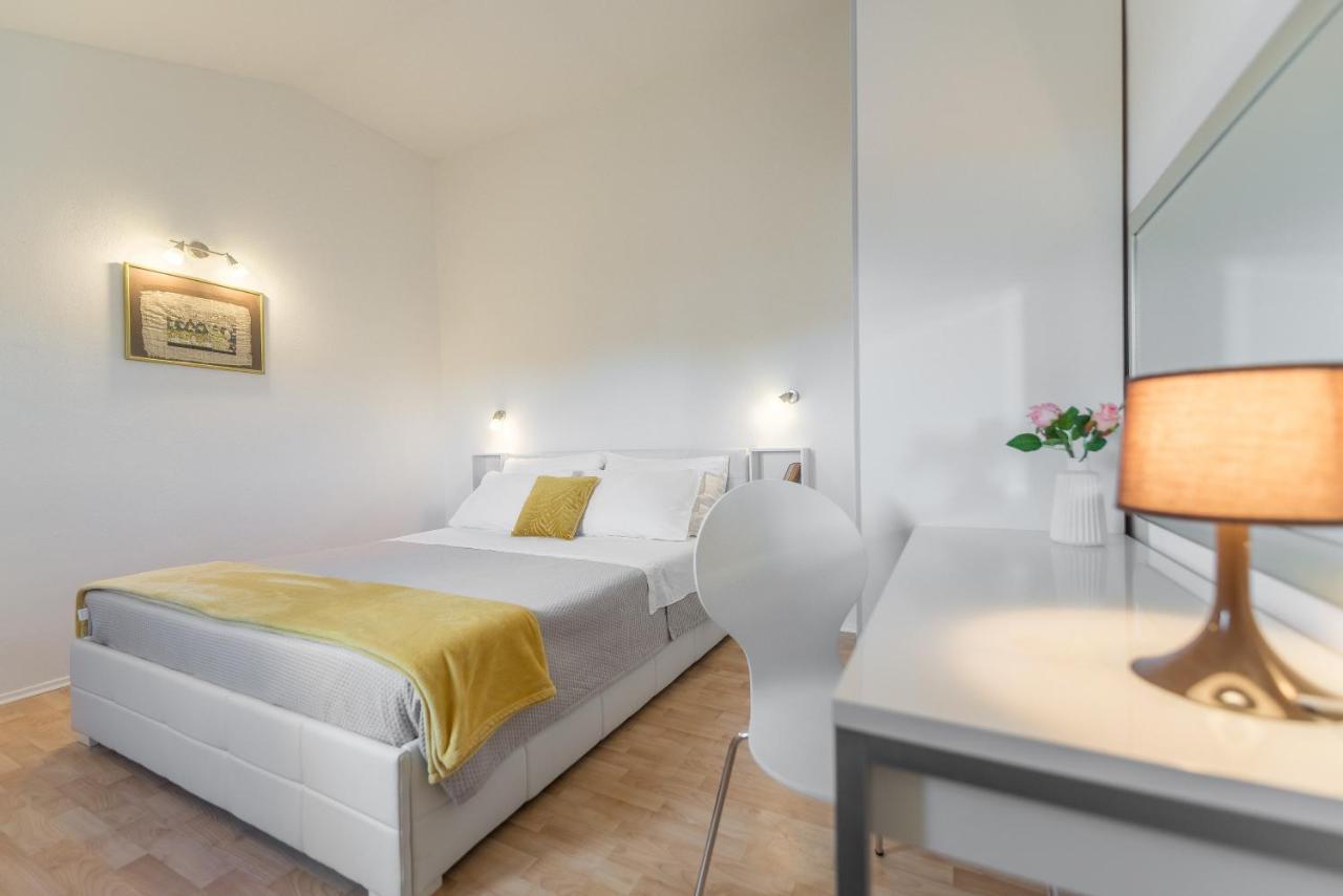 Apartments Maria Kukljica Extérieur photo